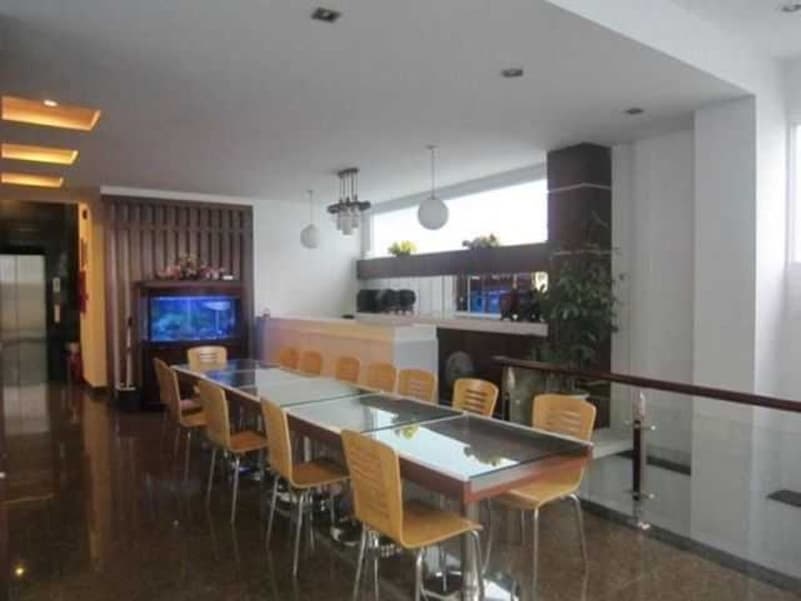 USilk Apartment