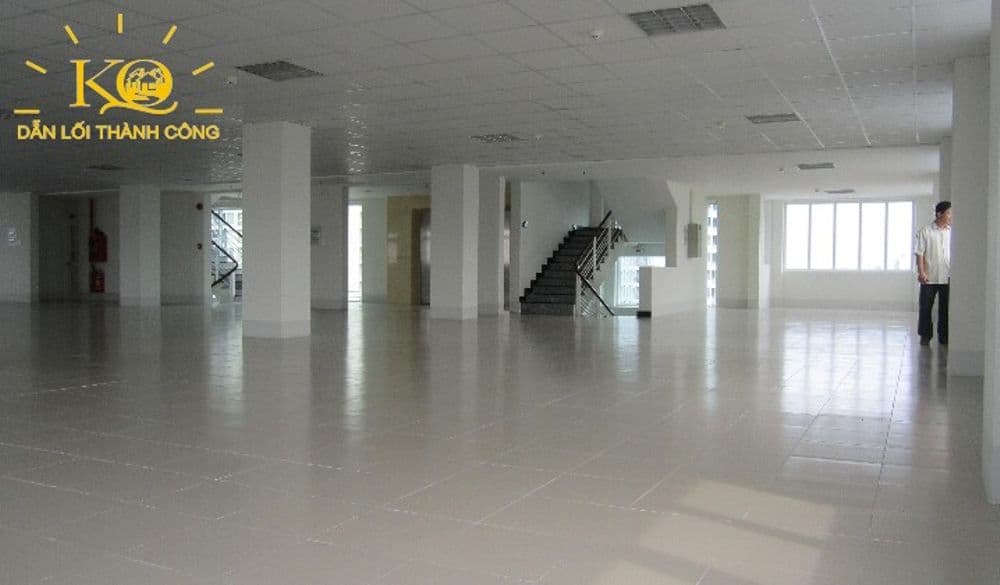 HUD Building