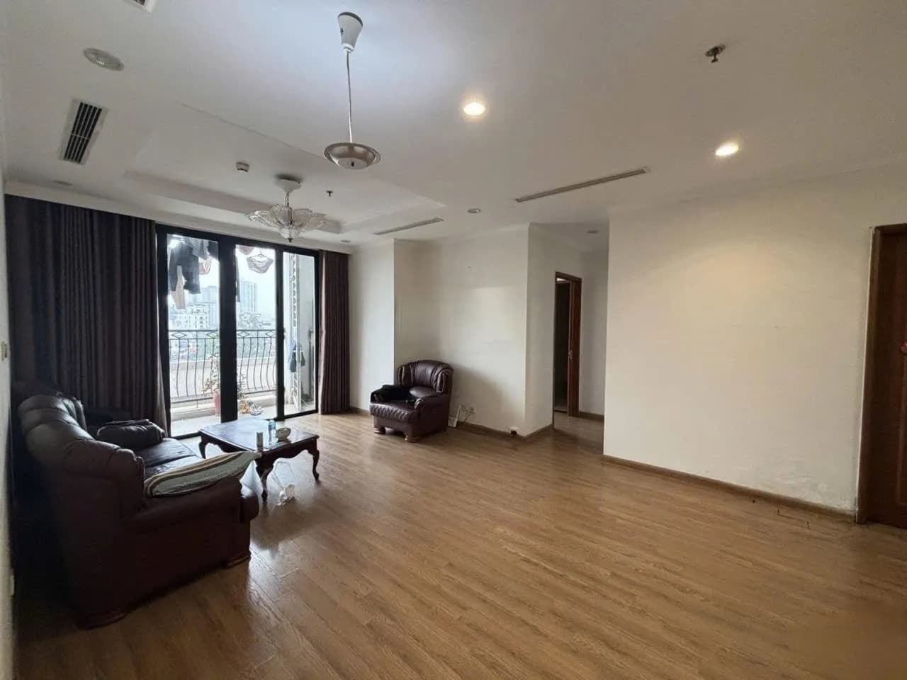 Cho thuê căn hộ 3PN 103m2 tại Khương Đình, Hà Nội