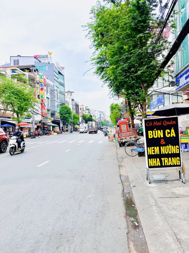 Cho thuê nhà góc 4.2x20m tại Thạnh Mỹ Tây, TP. Hồ Chí Minh