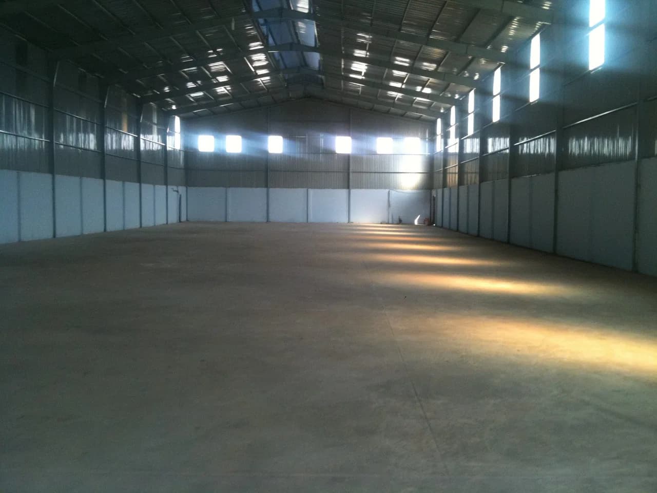 Cho thuê nhà xưởng 700m2 tại Tân Phước Khánh, Bình Dương