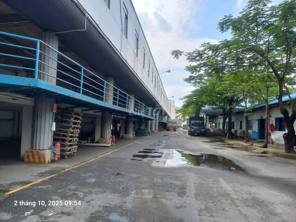 Cho thuê kho xưởng 8000m2 tại Dĩ An, Bình Dương