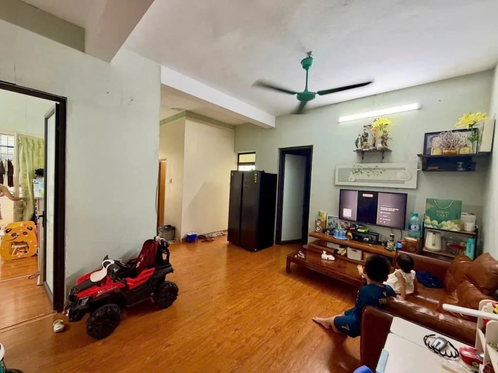 Cho thuê căn hộ chung cư 80m2 tại Phú Thượng, Hà Nội