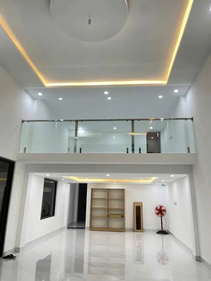 Cho thuê nhà 3 tầng 100m2 tại Sơn Trà, Đà Nẵng