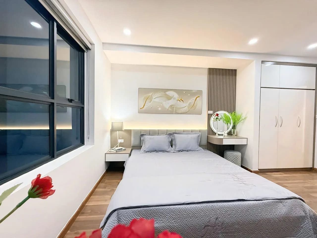Cho thuê căn hộ chung cư 120m2 tại Mỹ Đình 2, Hà Nội