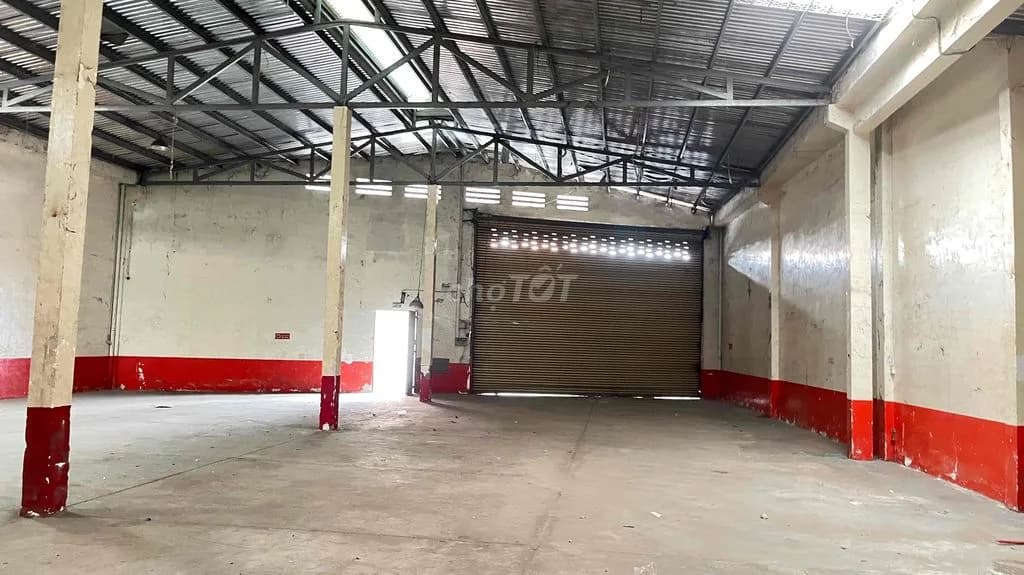 Cho thuê kho 800m2 tại Dĩ An, Bình Dương