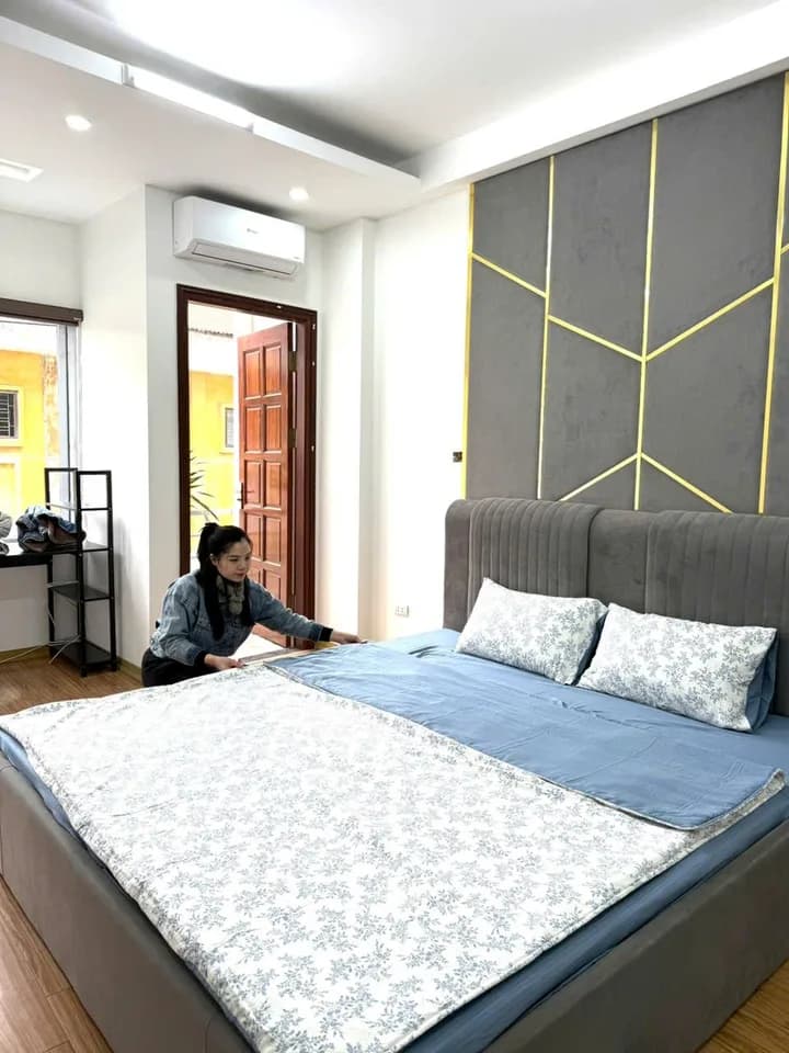 Cho thuê nhà nguyên căn 37m2 5 tầng tại Vĩnh Tuy, Hà Nội