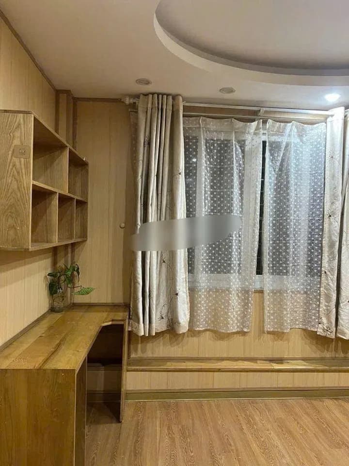 Cho thuê nhà 5PN 40m2 tại Tây Hồ, Hà Nội