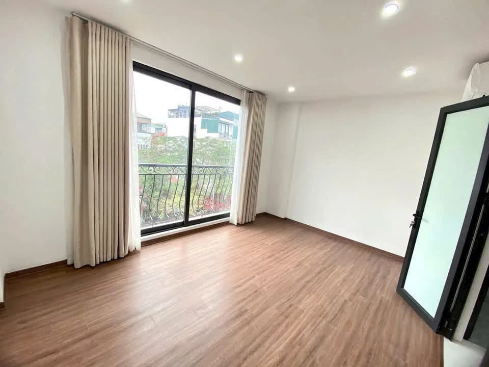 Cho thuê nhà 6 tầng thang máy tại Ba Đình, Hà Nội