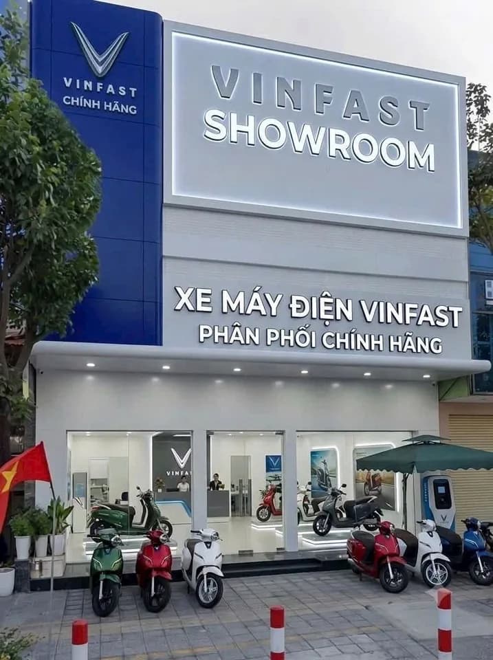 Cho thuê nhà mặt tiền 250m2 tại Hòa Cường, Đà Nẵng