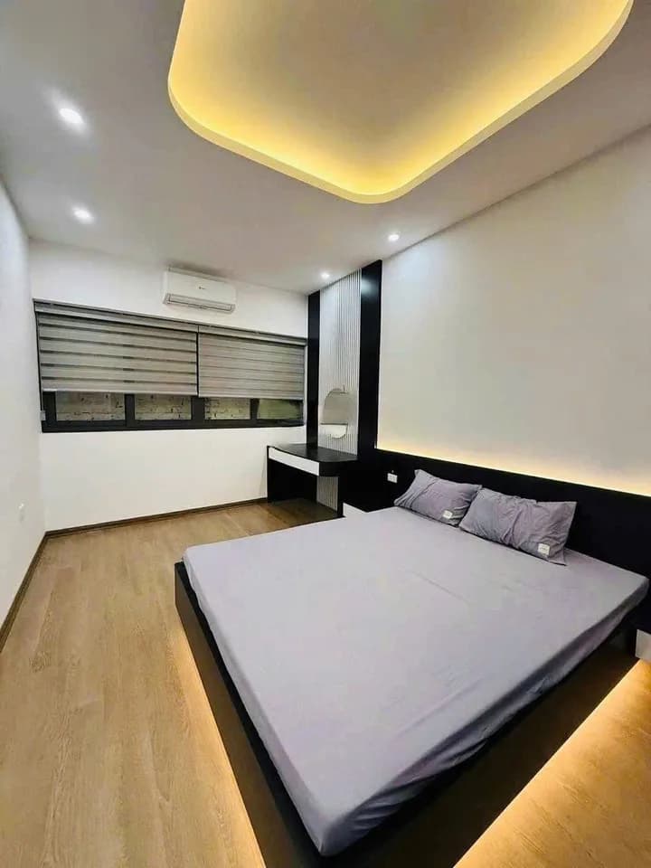 Cho thuê nhà nguyên căn 5 tầng 3PN tại Giảng Võ, Hà Nội