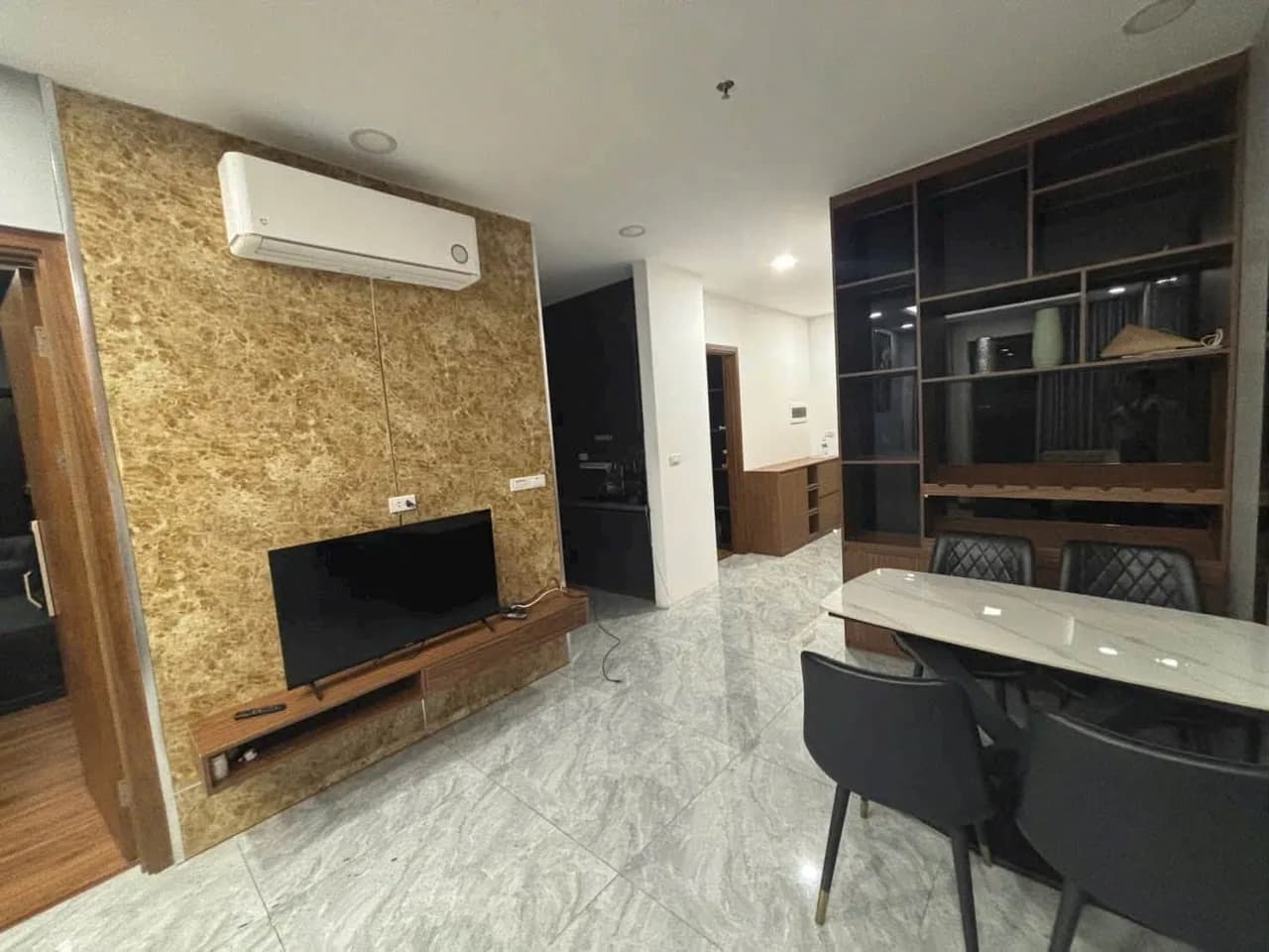 Cho thuê căn hộ chung cư 73m2 tại Võ Cường, Bắc Ninh