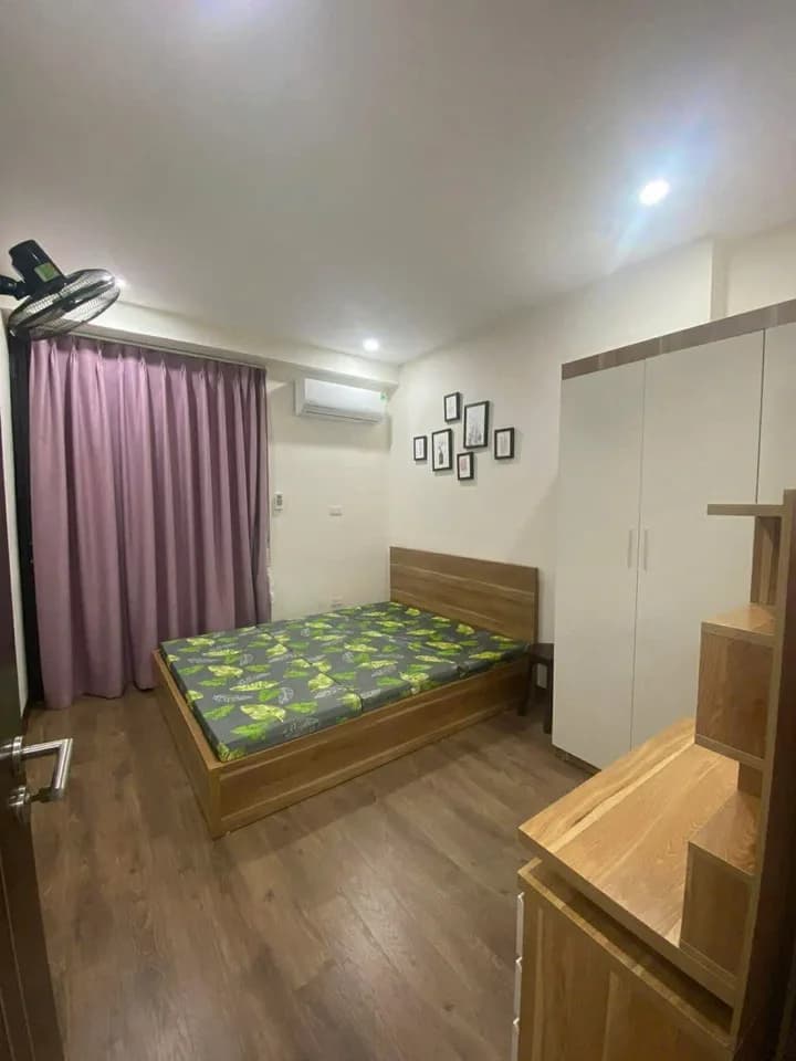 Cho thuê chung cư 2PN 75m2 tại Nghĩa Đô, Hà Nội
