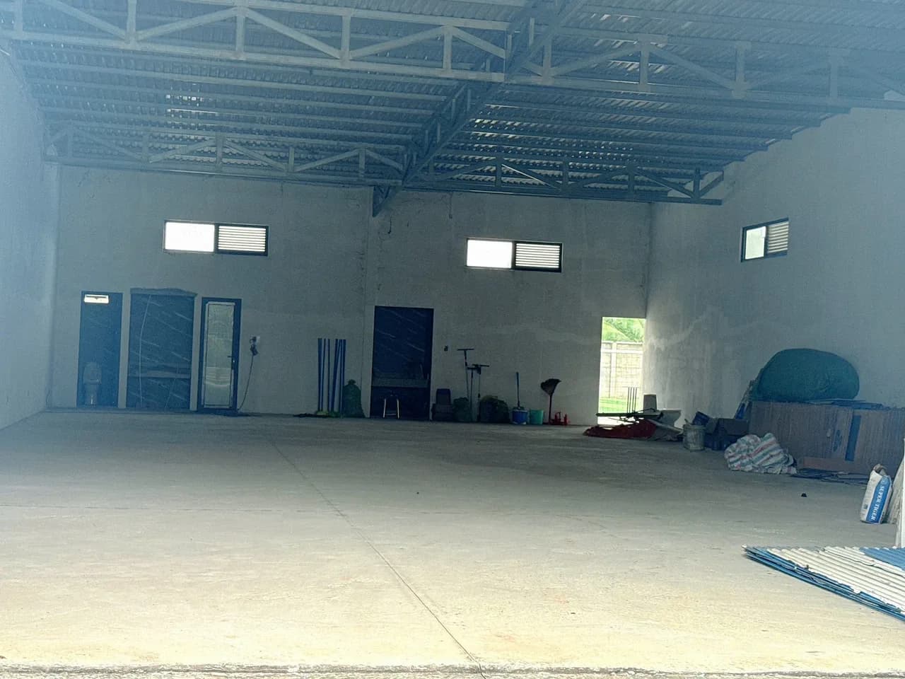 Cho thuê kho mặt tiền đường xe container tại Phú Khương, Vĩnh Long