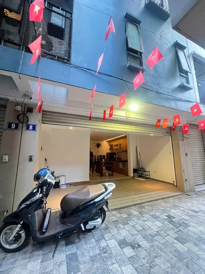 Cho thuê nhà riêng 40m2 5 tầng tại Phường Long Biên, Hà Nội