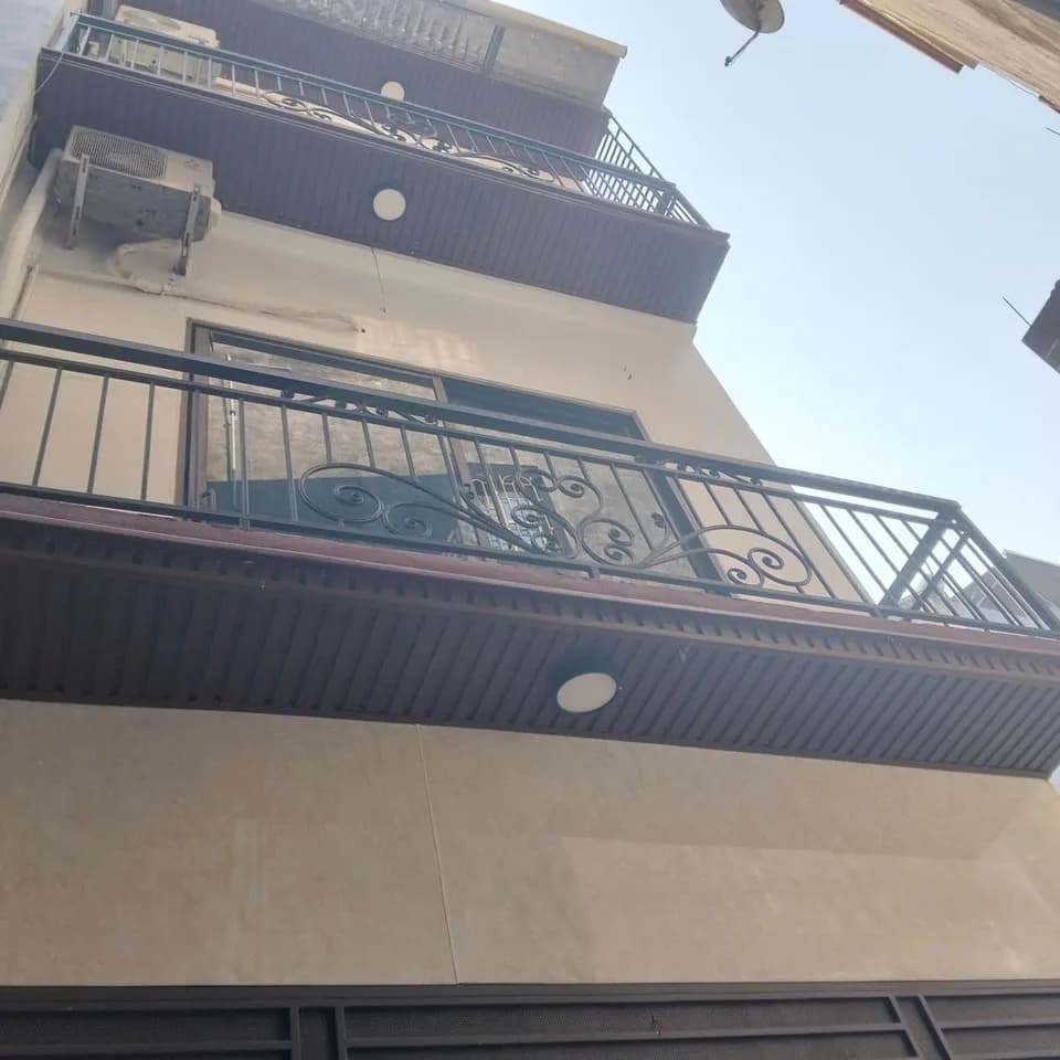 Cho thuê nhà 50m2 tại Hồng Hà, Hà Nội