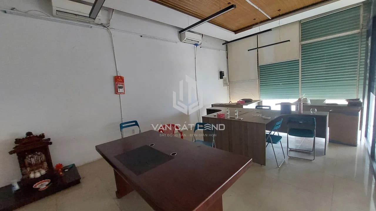 Cho thuê mặt bằng 1000m2 showroom + kho xưởng tại Rạch Dừa, Bà Rịa