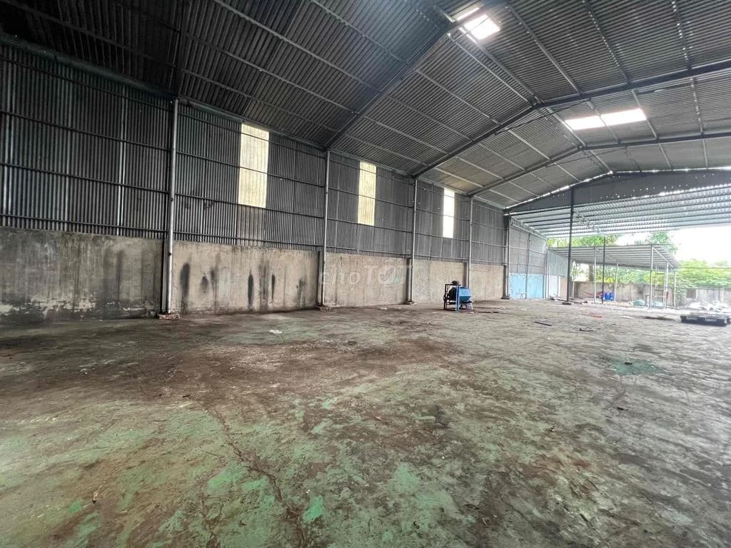 Cho thuê xưởng 900m2 tại Tân Hiệp, Bình Dương