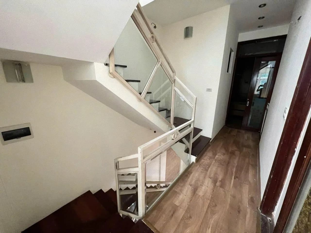 Cho thuê nhà nguyên căn 4 tầng 80m2 tại Nghĩa Đô, Hà Nội