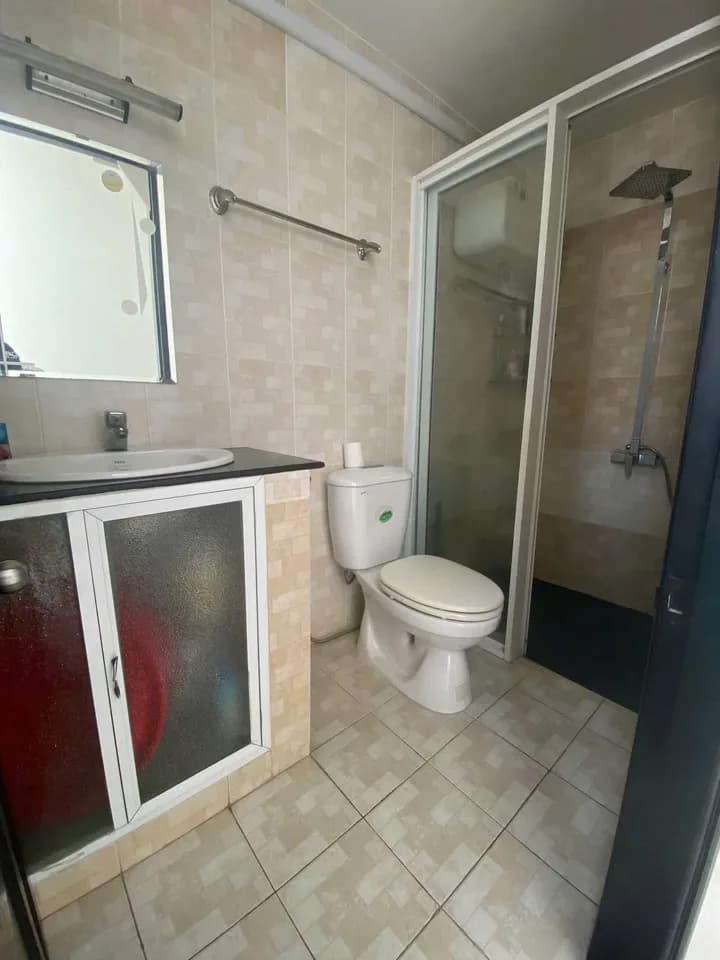 Cho thuê nhà 3 tầng 105m2 tại Hòa Cường, Đà Nẵng