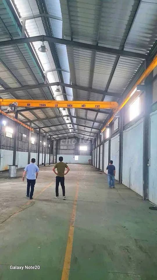 Cho thuê kho, nhà xưởng 1600m2 tại Bình Thắng, Bình Dương