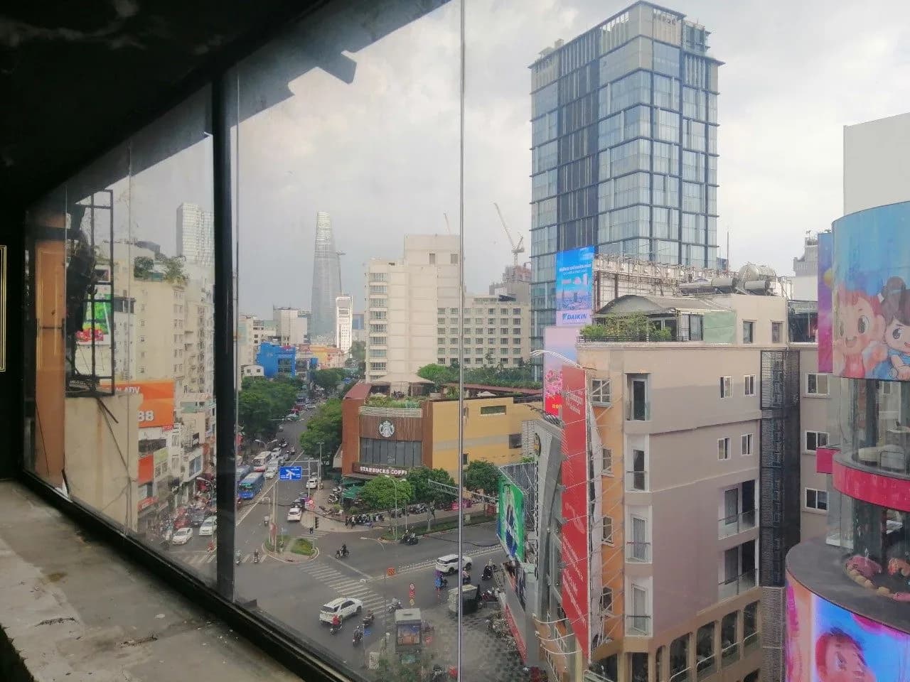 Cho thuê mặt bằng 160m2 thang máy tại Bến Thành, Hồ Chí Minh