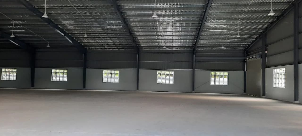 Cho thuê nhà xưởng 1500m2 mặt đường Tô Ngọc Vân tại Thới An, TP. Hồ
