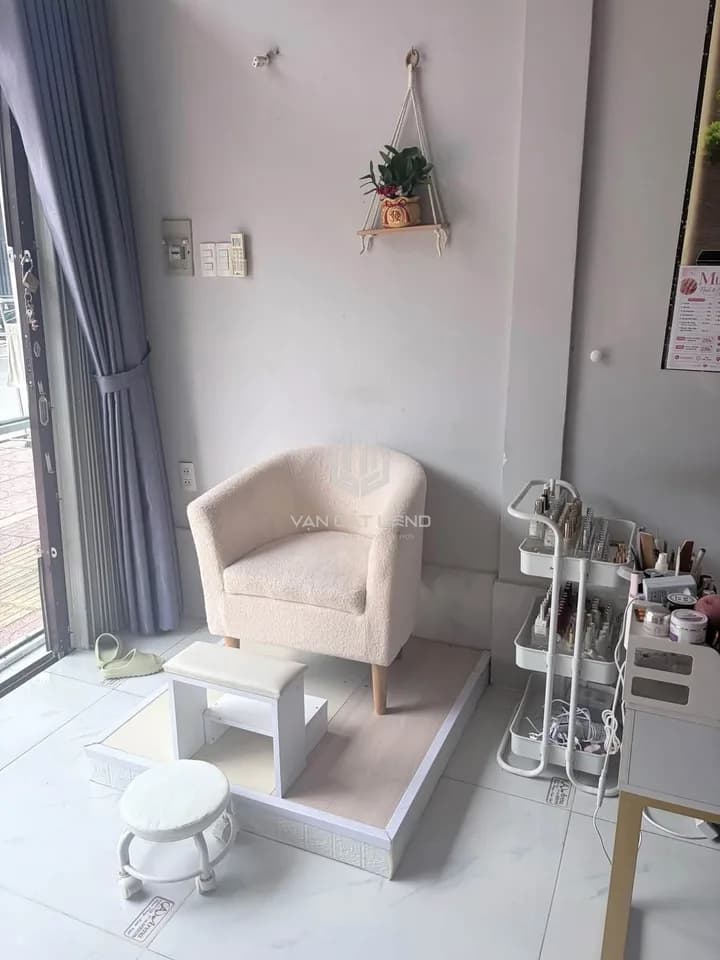 Sang tiệm nail full đồ 30m2 tại Tam Thắng, TP. Hồ Chí Minh