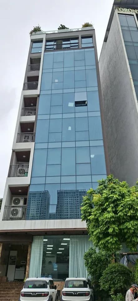 Cho thuê tòa nhà 6 tầng 120m2 tại Định Công, Hà Nội