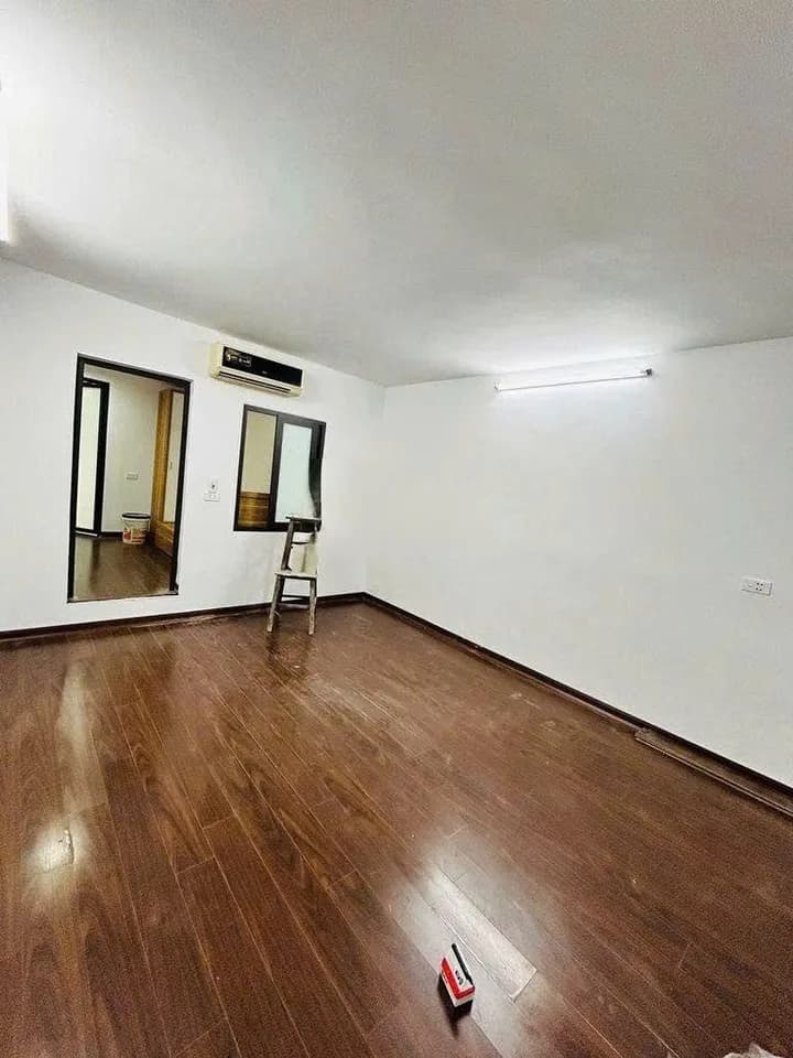 Cho thuê căn hộ 2PN 70m2 tại Giảng Võ, Hà Nội