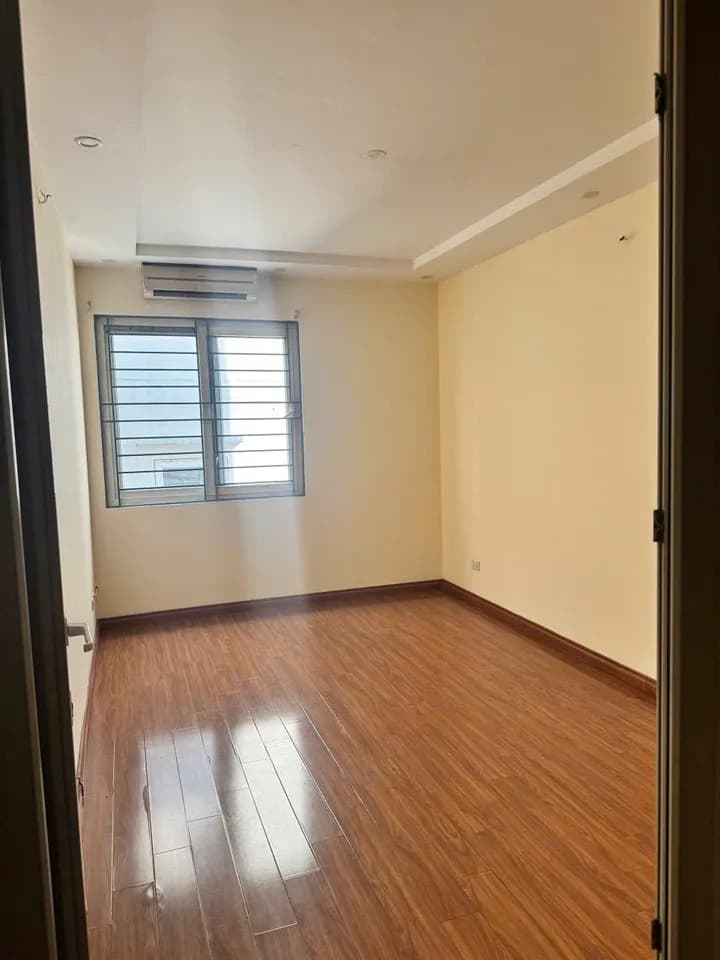 Cho thuê nhà 5 tầng 45m2 tại Thụy Khuê, Hà Nội