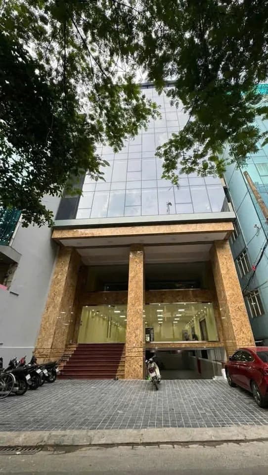 Cho thuê toà nhà 200m2 7 tầng tại Văn Miếu, Hà Nội
