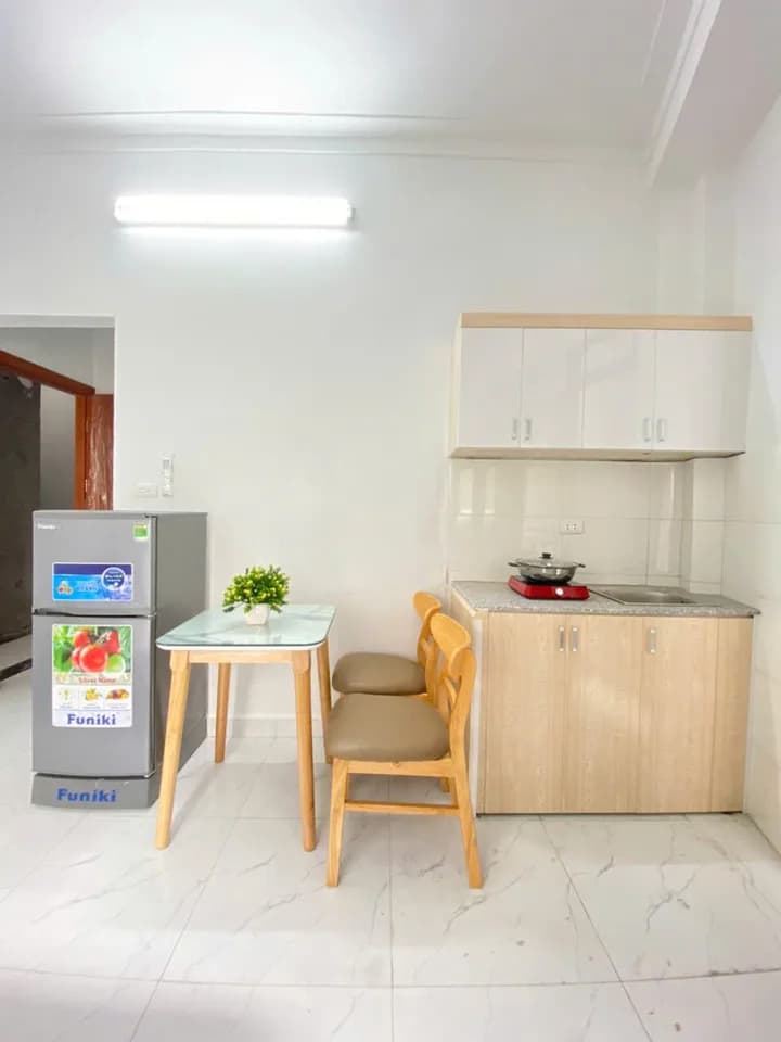 Cho thuê căn hộ mini 24m2 thoáng sáng tại Hai Bà Trưng, Hà Nội