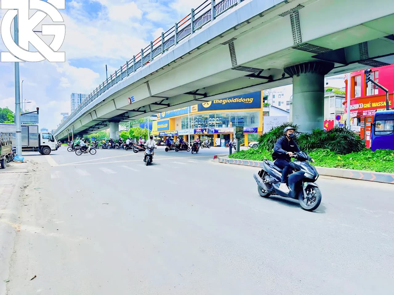Cho thuê nhà mặt tiền 7.5x16m 4 tầng tại Tân Bình, TP. Hồ Chí Minh