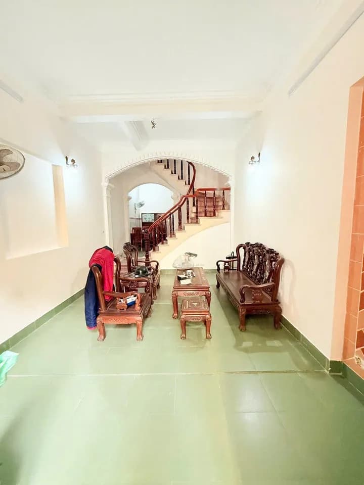 Cho thuê nhà 4 tầng 50m2 tại Định Công, Hà Nội
